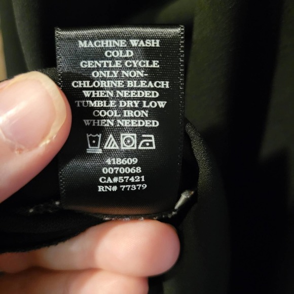 Ann Taylor women's black dress blouse with pleated front size medium - Picture 8 of 11